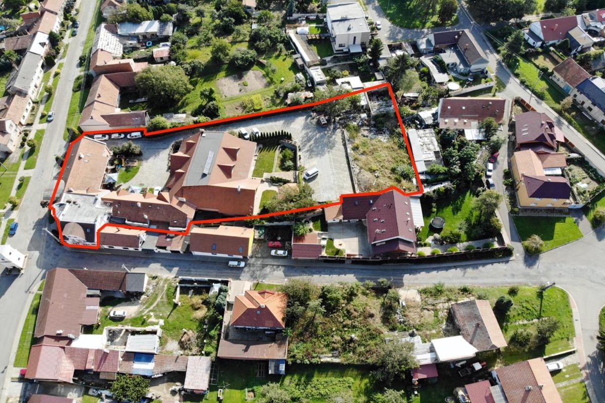 Bezmerovsky Dvur Kroměříž المظهر الخارجي الصورة